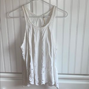 Stunning comfy chic Free People tank w/ embroidery